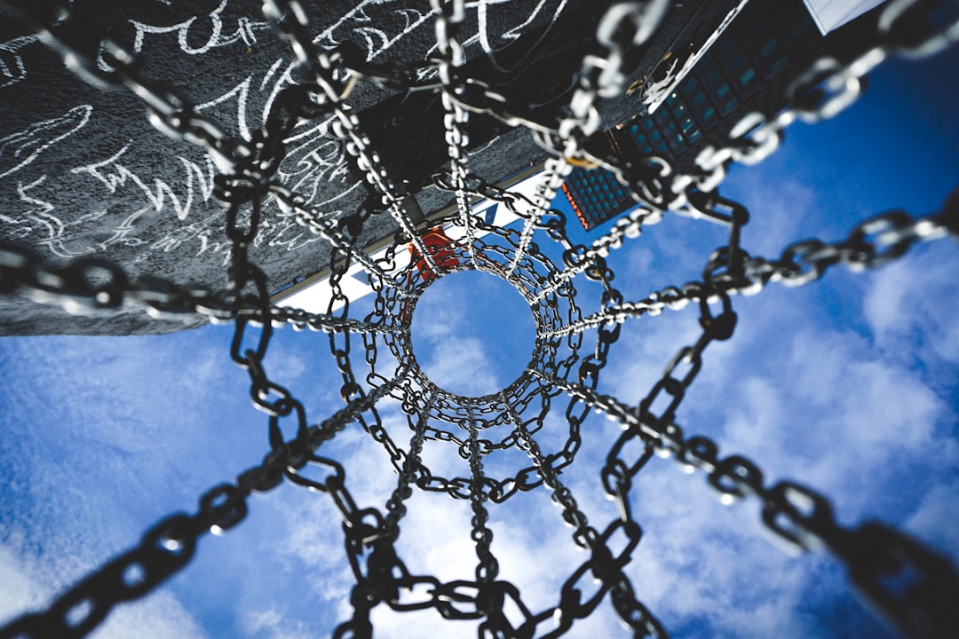 Chainlink Revolutionizes Data with AI Oracles and Major Bank Partnerships